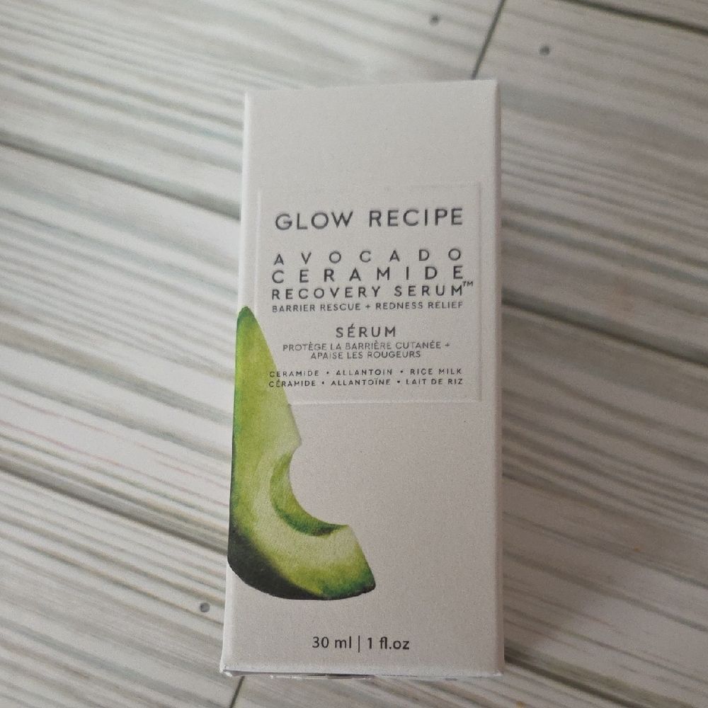 Glow Recipe Avocado Ceramide Recovery Serum - Picture 2 of 7